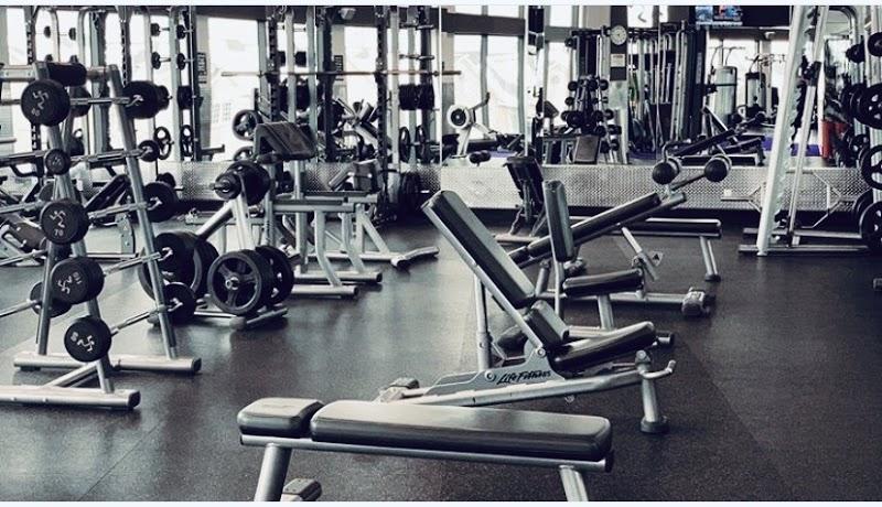 Gym Anytime Fitness Toronto Stockyards in Toronto (ON) | theDir