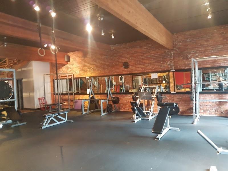 Gym Studio 4 Athletics in Victoria (BC) | theDir